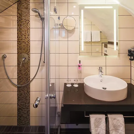 Hotel Ambiance - Braunau - Simbach 3*