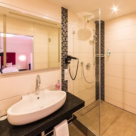 Otel Ambiance - Braunau - Simbach 3*